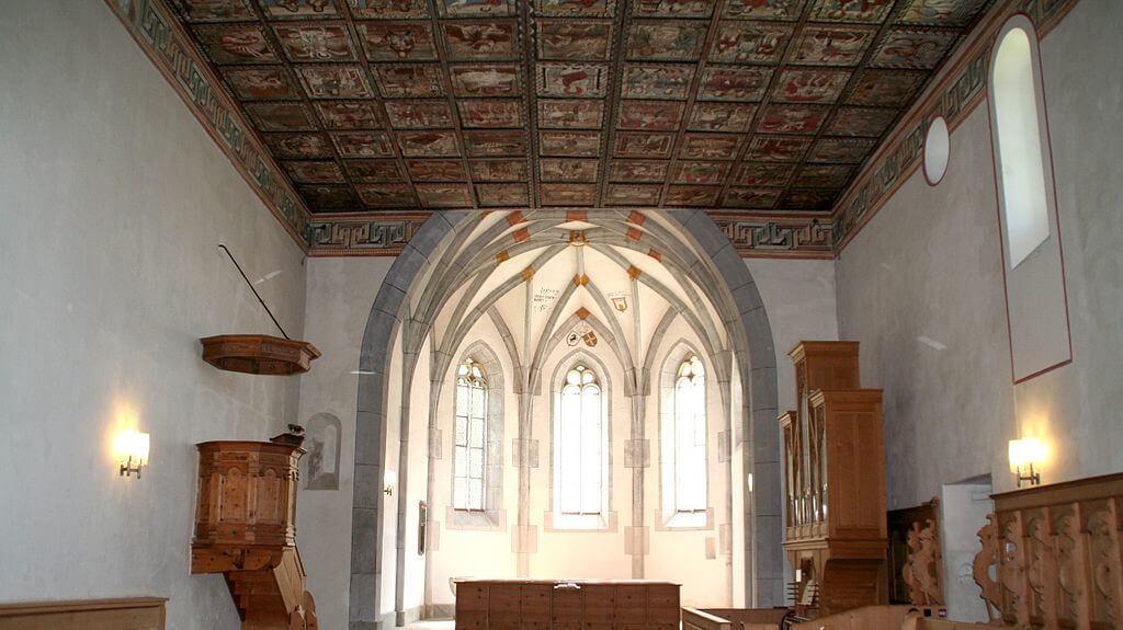 La Iglesia de San Martín en Zillis tiene un techo pintado del siglo XII 