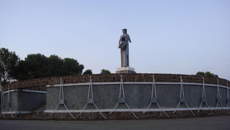 Monumento al Tambor - Ruta del Tambor