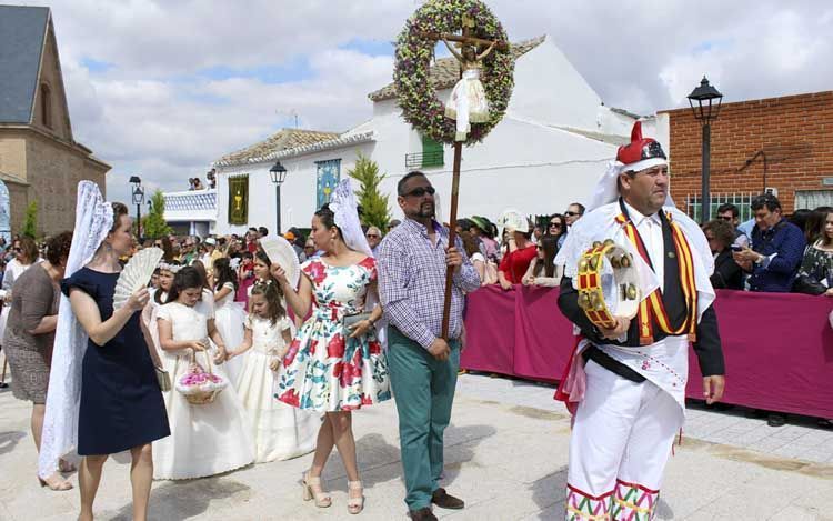 preparado para la fiesta de pecados y danzantes de camuñas