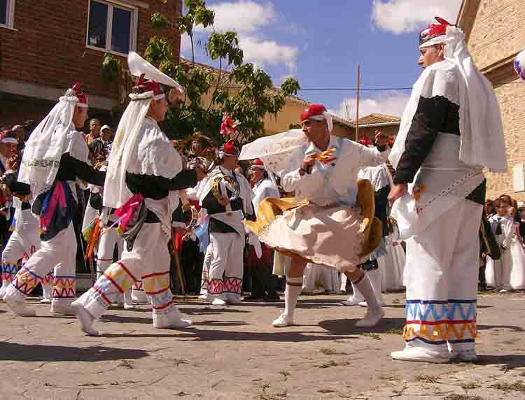 La Gracia en la fiesta de pecados y danzantes