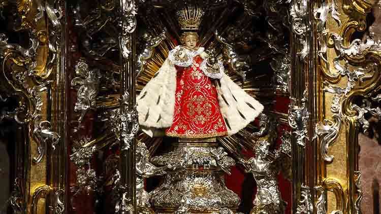 Imagen del Niño Jesús de Praga · Turismo Religioso en Europa