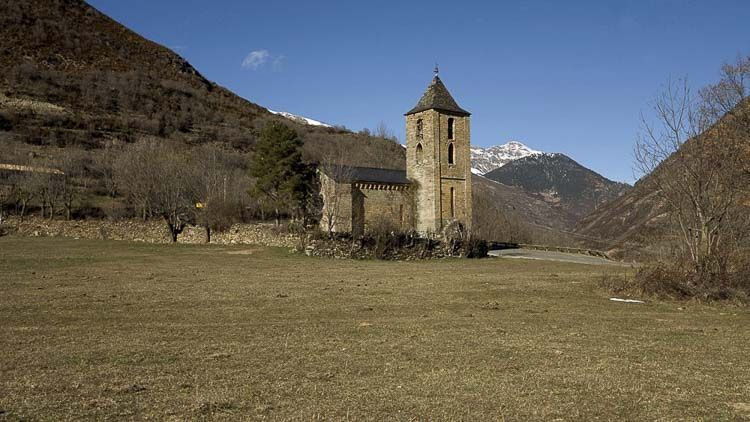 Crédito: PMR Maeyaert / commons.wikimedia.org La Iglesia de Santa María de la Asunción se encuentra a la entrada del pueblo de Coll. 