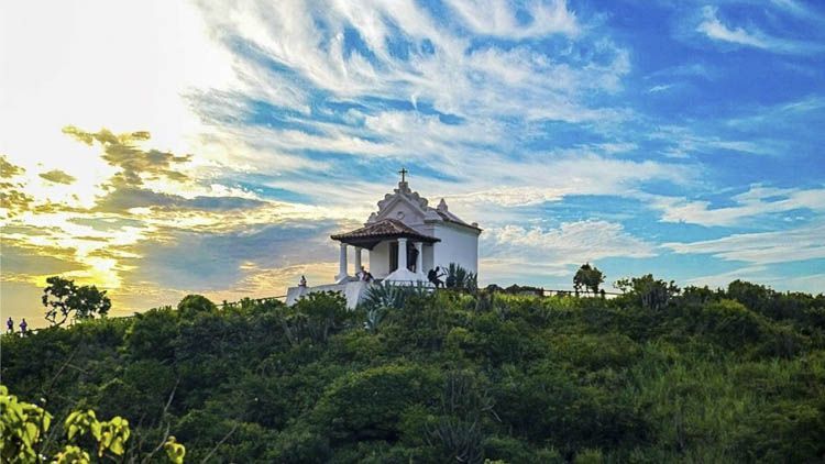 capilla en el cerro