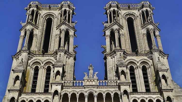 Detalles de la fachada occidental de la Catedral de Laon - Crédito Zairon