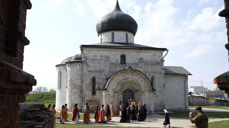  El último gran templo de piedra blanca - Credito al-eparhiya.ru
