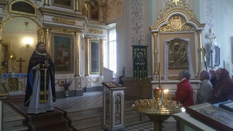 Iglesia del Santo Gran Mártir Jorge el Victorioso de Lozhgolovo -  Crédito russian-church.ru 