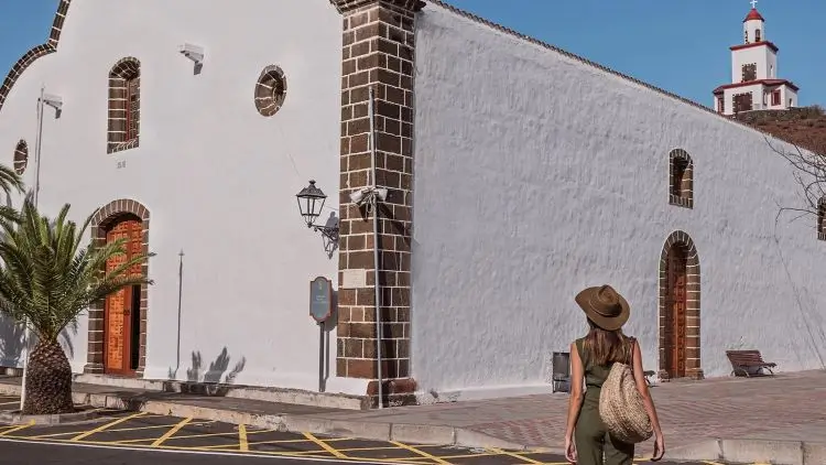El Hierro, La Virgen De Los Reyes y Mucho Más Crédito de la Imagen en la Portada Sitio oficial de turismo de Isla El Hierro Canarias