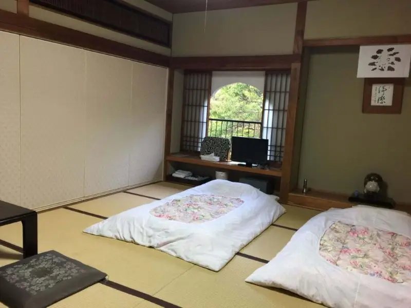 Durmiendo en un Templo Budista en Japón Monte Koya