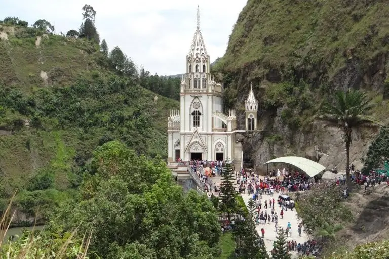 Santuario Virgen de La Playa en Nariño. Foto: semanasantasanpablonarino.blogspot.com