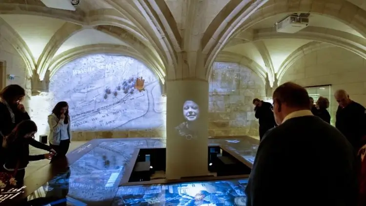 La Magia de Rouen a Través de Los Ojos de Juana de Arco