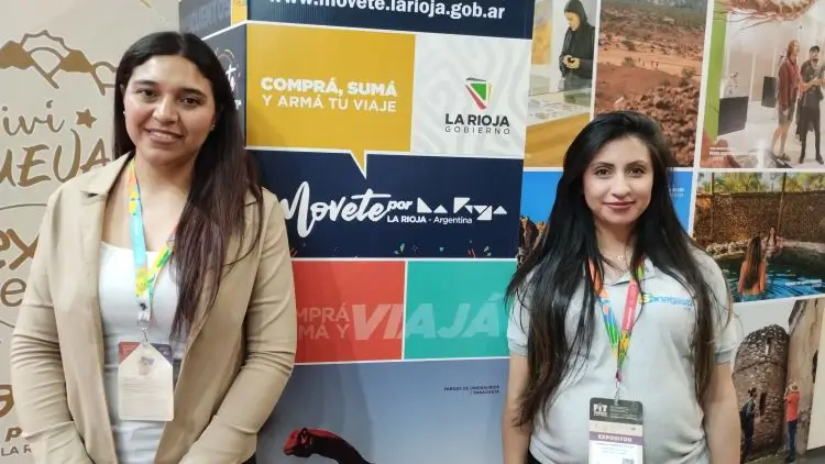 Claudia Nieto, Directora de Cultura de Sanagasta, junto con Mariela Herrera Falón, directora de turismo del departamento