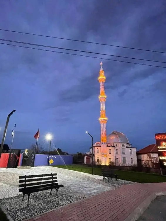 Mezquita de Gërmovë, Kosovo, en la Ruta de Santa Madre Teresa