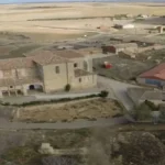 Baquerín de Campos es un municipio y localidad española situada en la provincia de Palencia, dentro de la comarca natural de Tierra de Campos (Castilla y León), a unos 28 km al este de Palencia